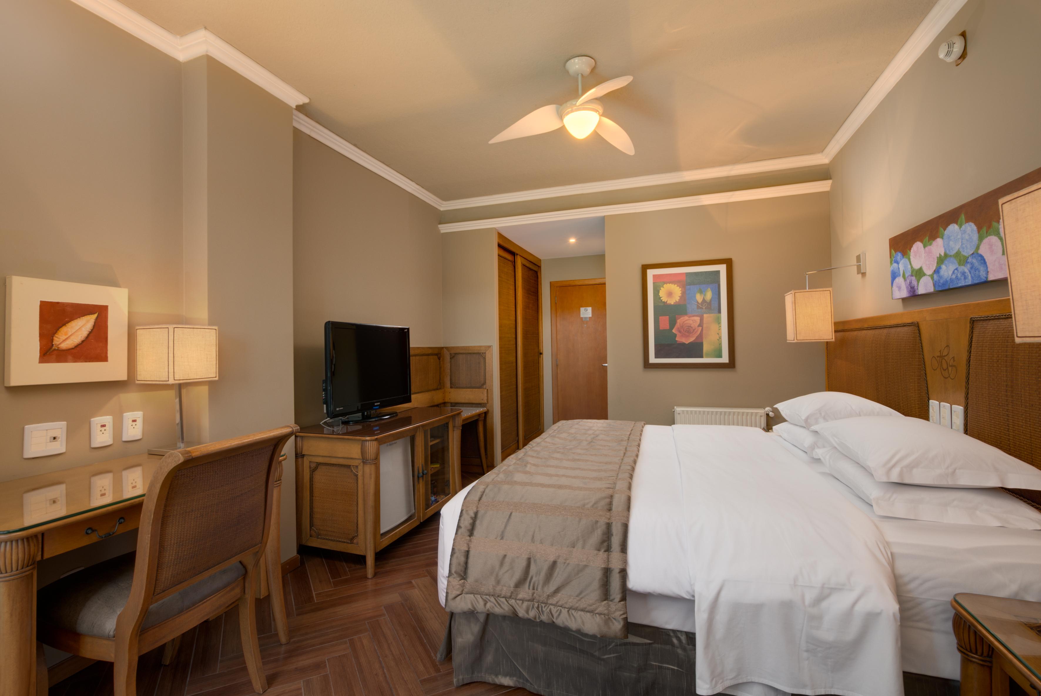Wish Serrano Resort Gramado Extérieur photo A room at the hotel