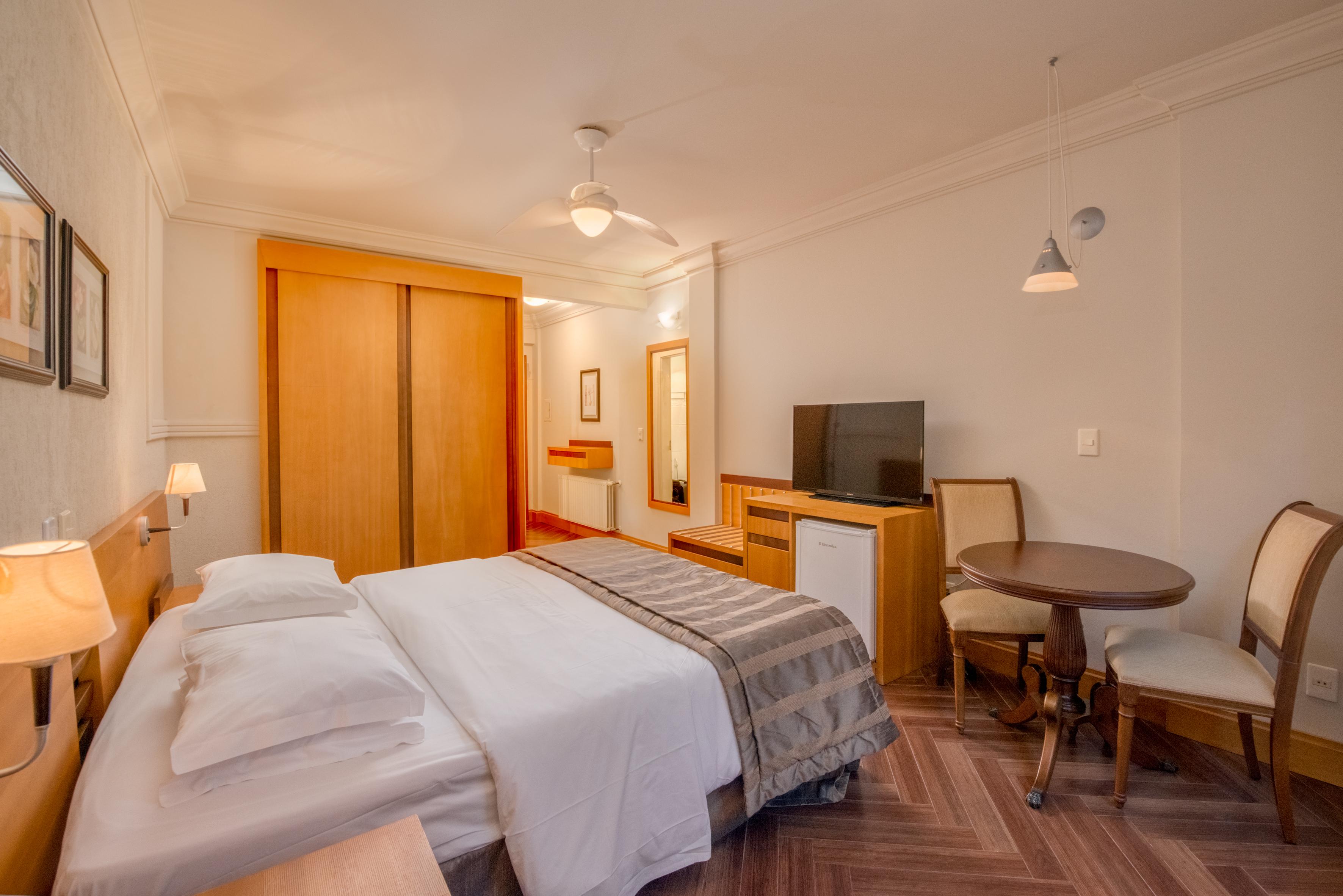 Wish Serrano Resort Gramado Extérieur photo A room at the hotel