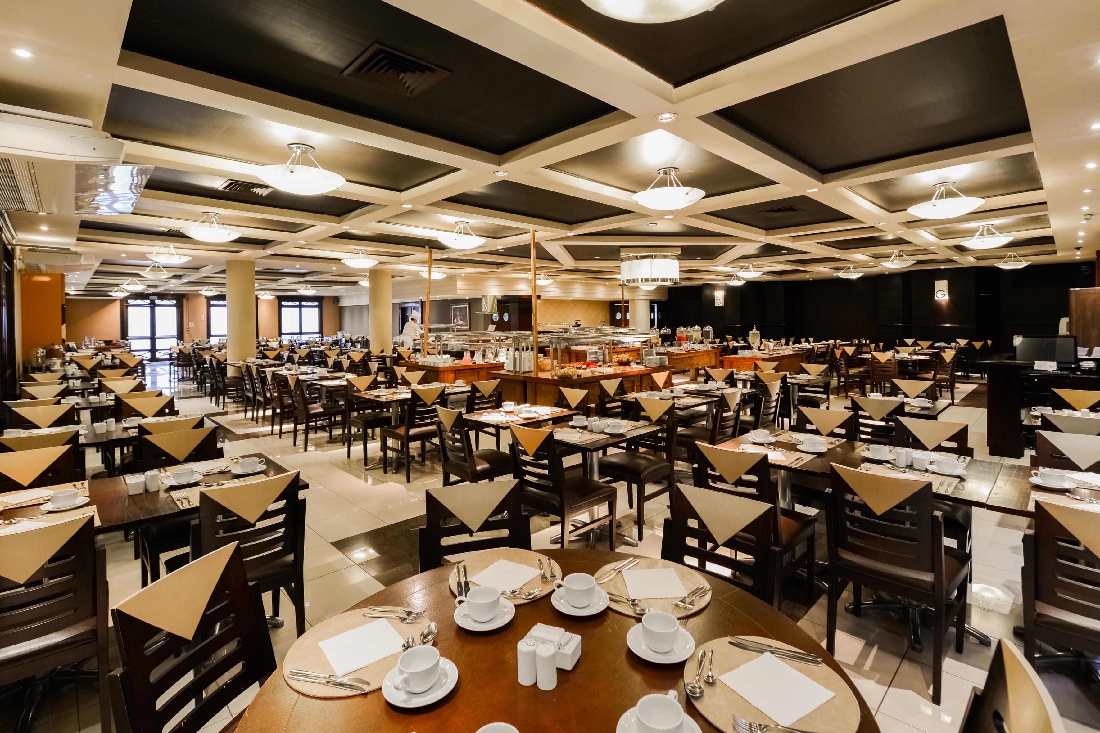 Wish Serrano Resort Gramado Extérieur photo The restaurant at the 1016 building