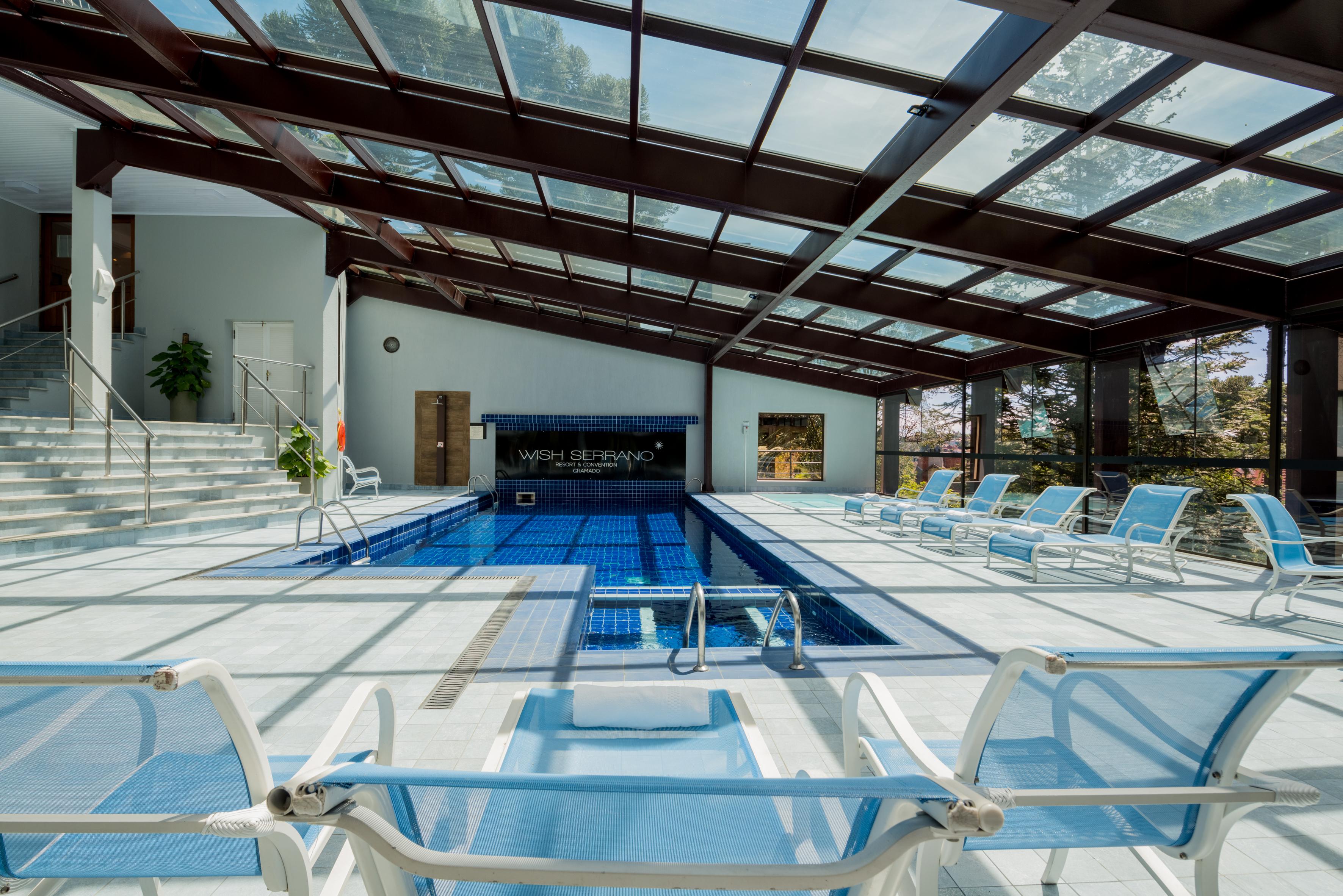 Wish Serrano Resort Gramado Extérieur photo Swimming pool at the hotel