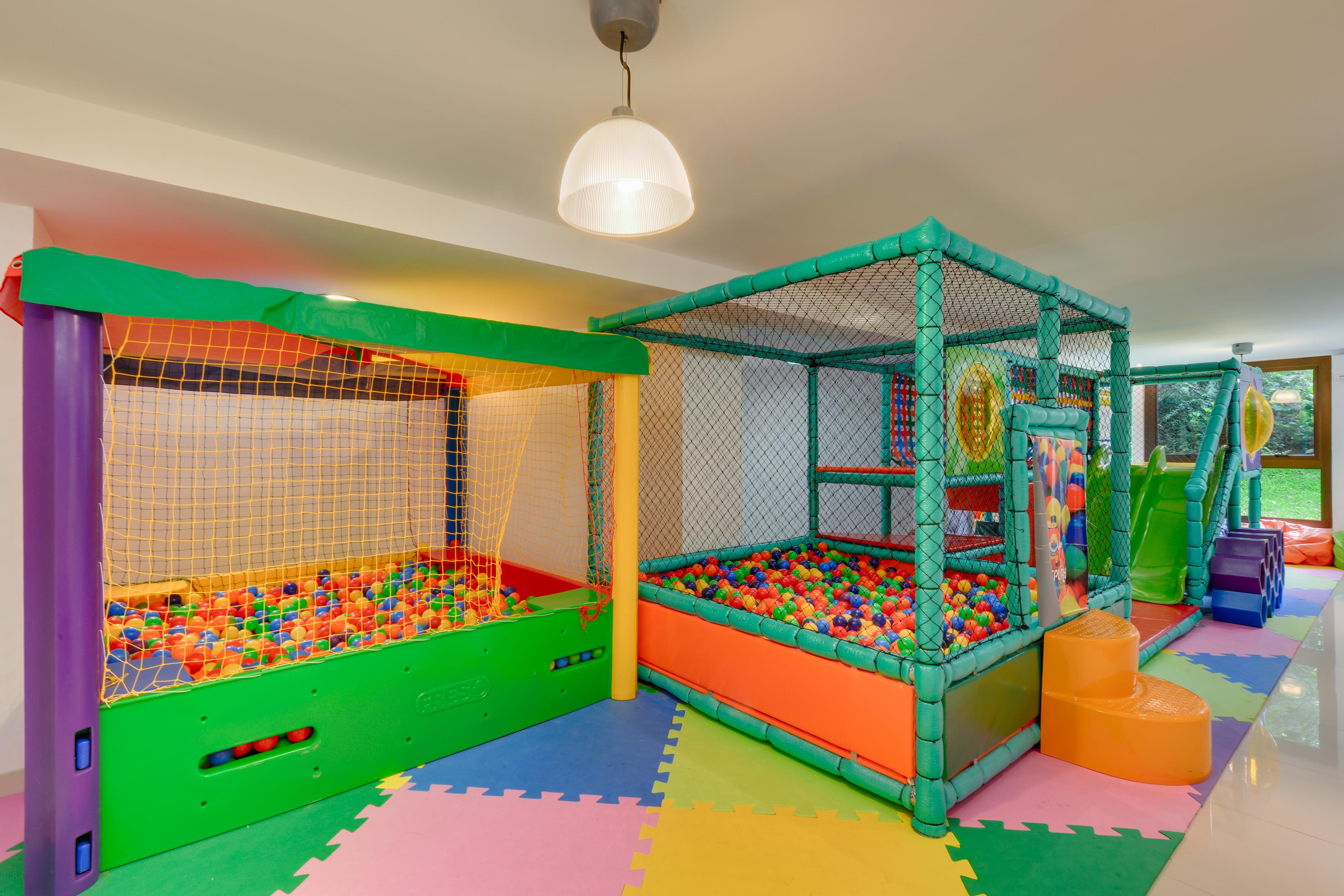 Wish Serrano Resort Gramado Extérieur photo Indoor playground